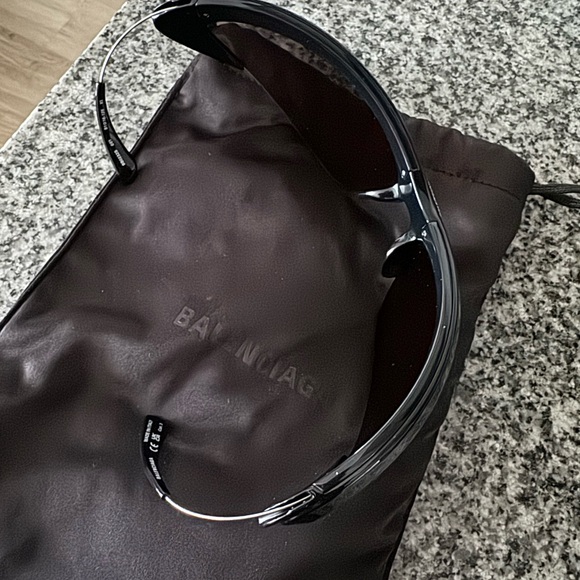 Balenciaga Sunglasses - Picture 5 of 5
